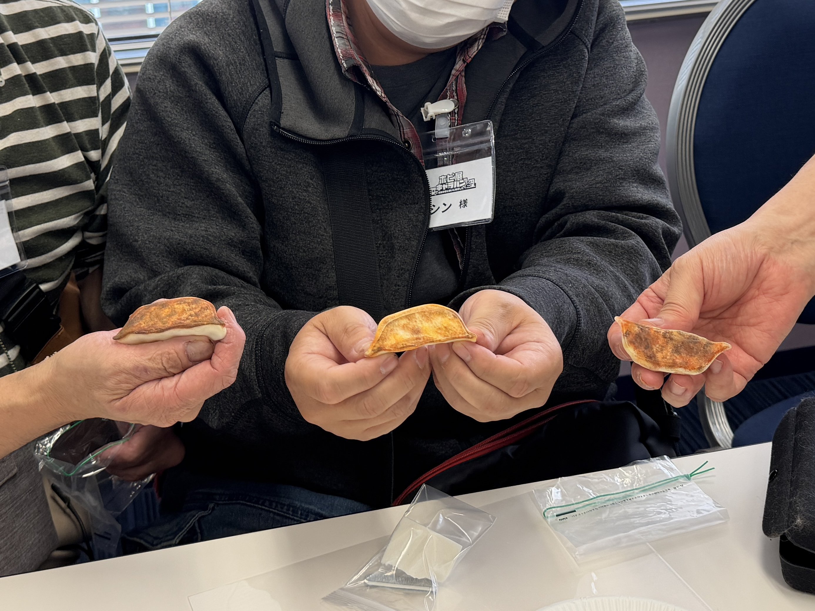 焼き色をつけた餃子プラモの完成作品