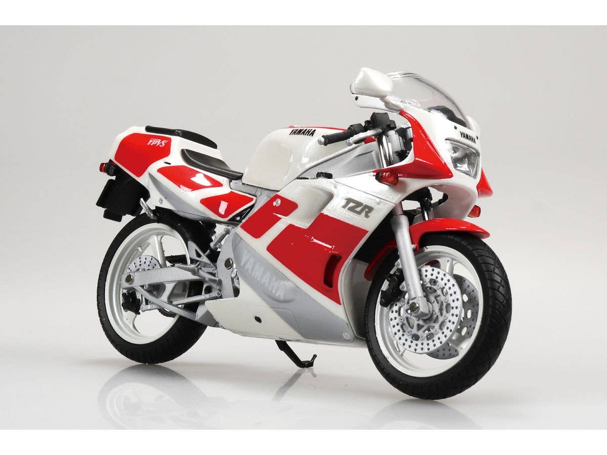 1/12 Yamaha TZR250 '89 シルキーホワイト/ファインレッド