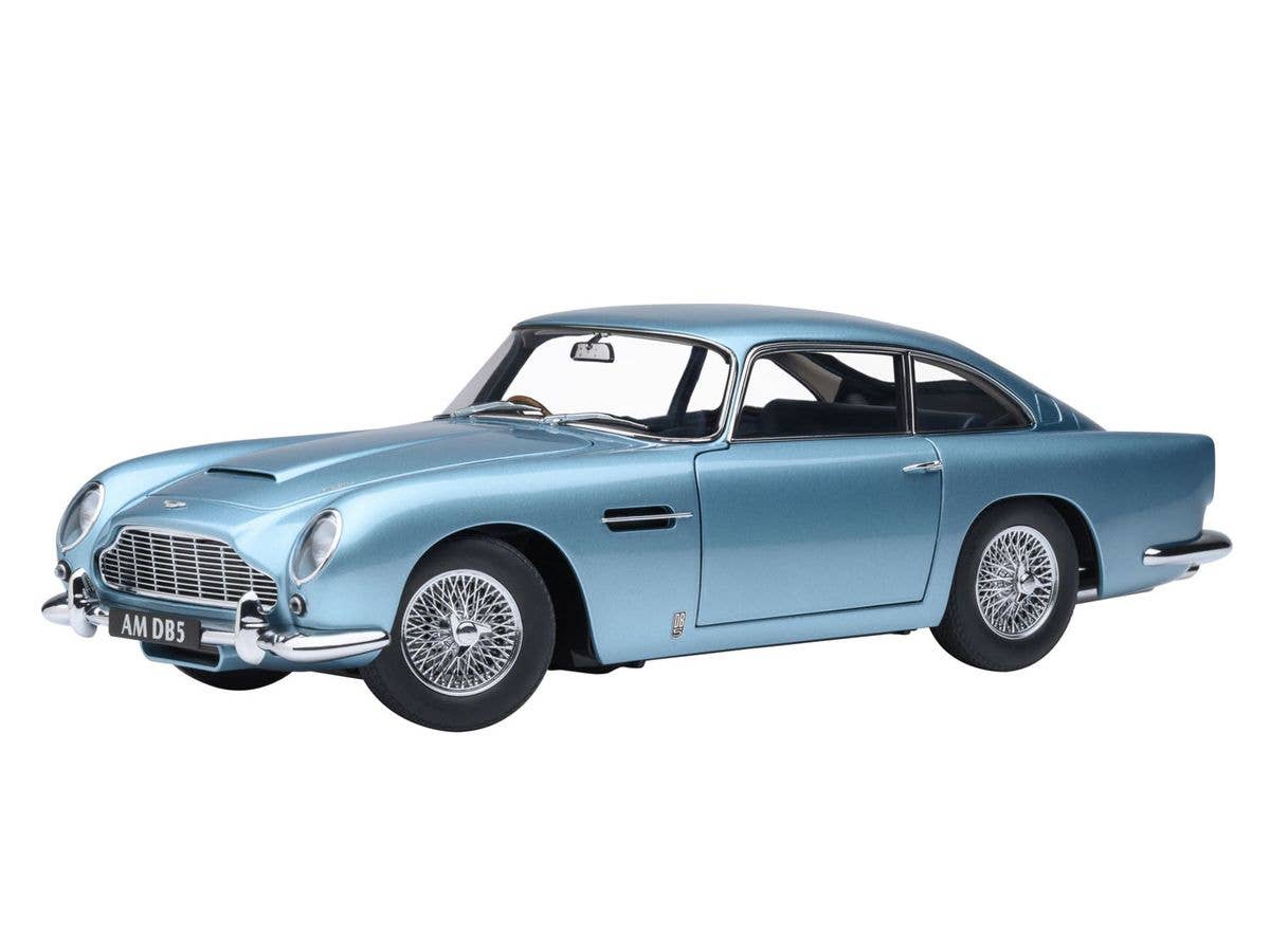 1/18 アストンマーチン DB5 (ライトブルー・パール)