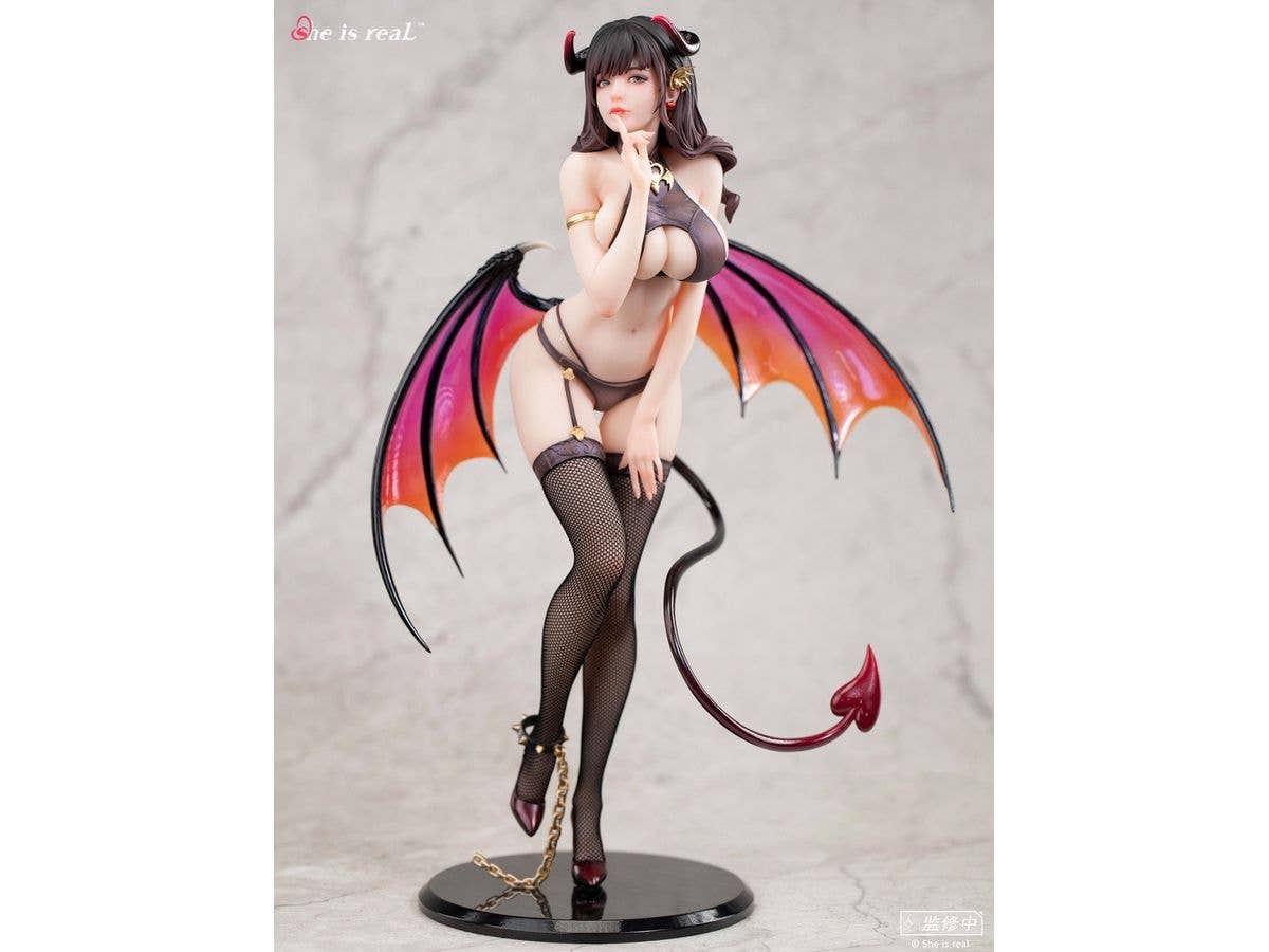 1/6 She is real ナフ