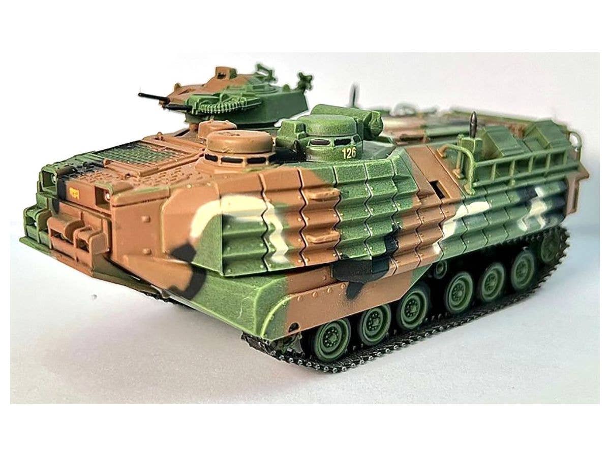 1/72 大韓民国 海兵隊 水陸両用車 AAVP-7A1