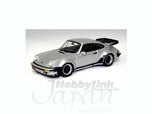 1/43 ポルシェ 911 ターボ 1979 シルバー