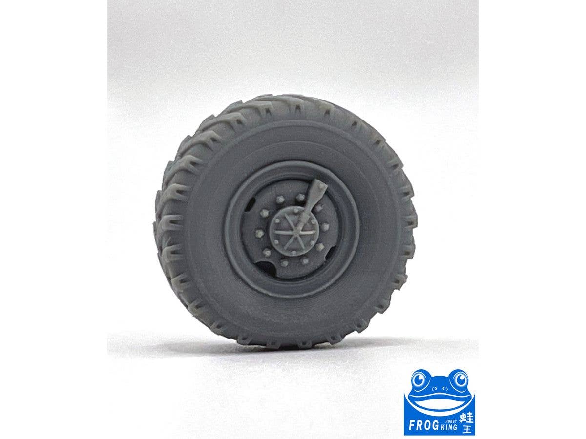 1/72 URAL-4320 6X6トラック 自重変形タイヤセット