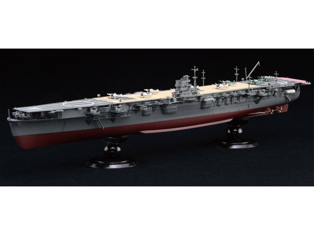 1/700 日本海軍航空母艦 飛龍 フルハルモデル 特別仕様(エッチングパーツ・木甲板シール付き)