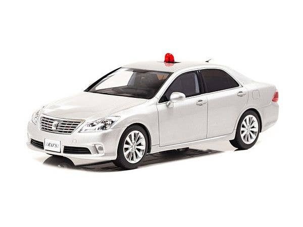 1/18 トヨタ クラウン (GRS202) 2011 警察本部交通部交通覆面車両 (銀)