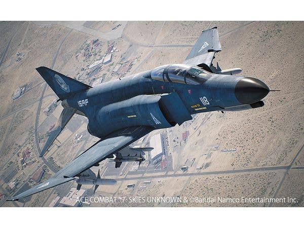 1/48 エースコンバット7 スカイズ・アンノウン F-4E ファントム II メビウス1