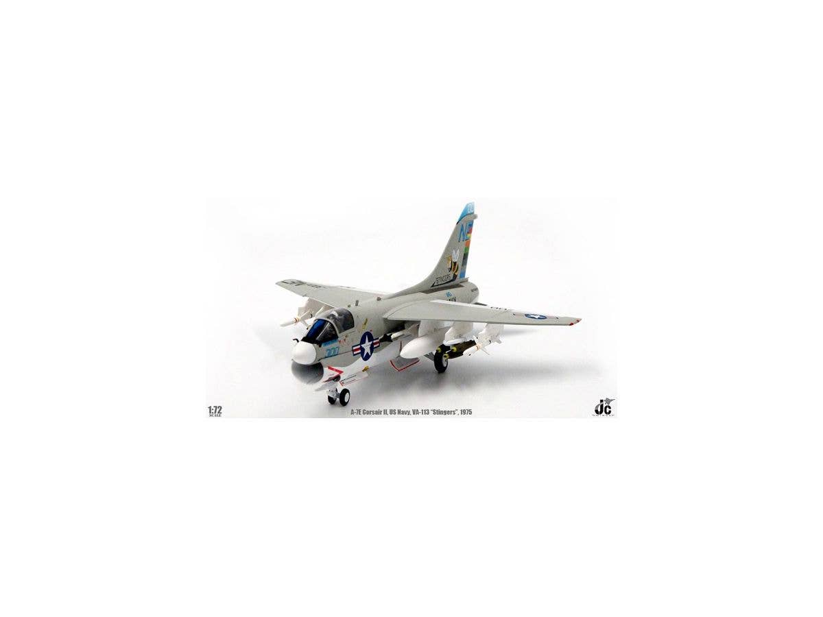 1/72 A-7E VFA-113 スティンガーズ USS レンジャー (CVA-61) 1975