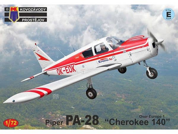 1/72 パイパー PA-28 チェロキー140 ヨーロッパ上空 1