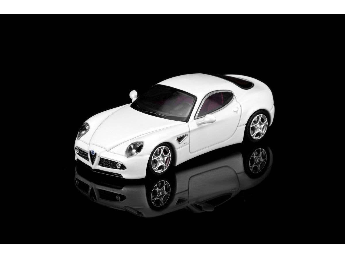 1/64 アルファロメオ 8C Competizione 2008 Bianco Polare White