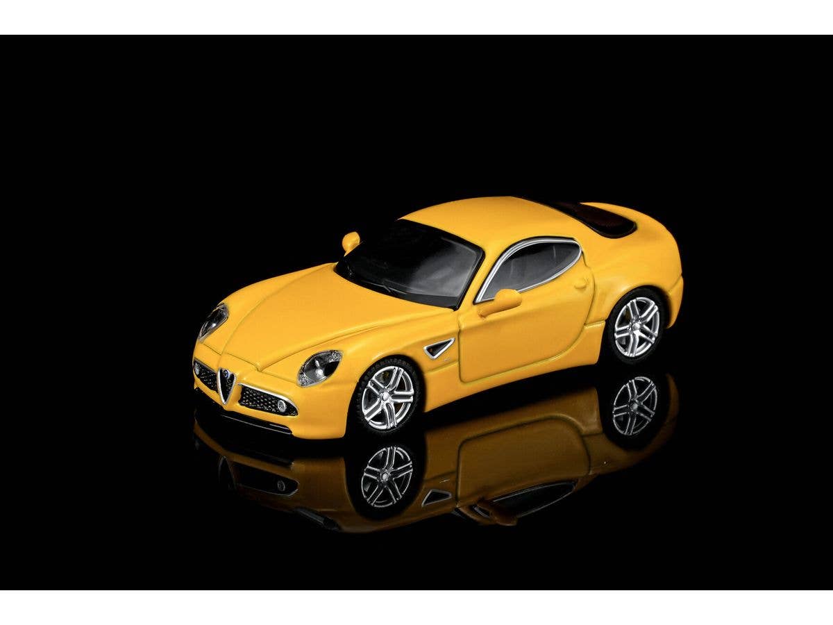1/64 アルファロメオ 8C Competizione 2008 Giallo Mica Yellow