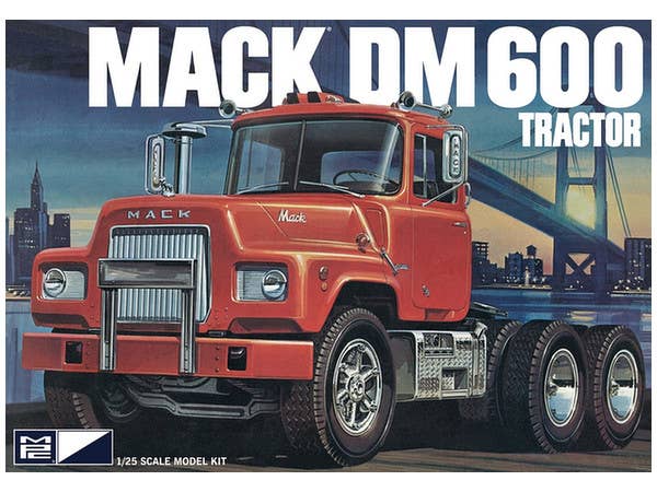 1/25 マック DM 600 トラック