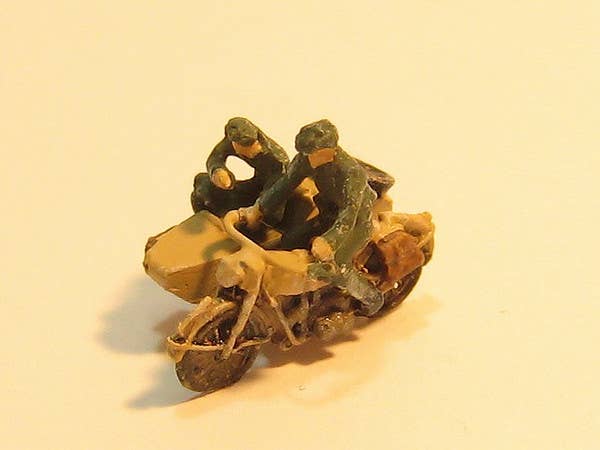 1/144 BMW R-75サイドカーセット