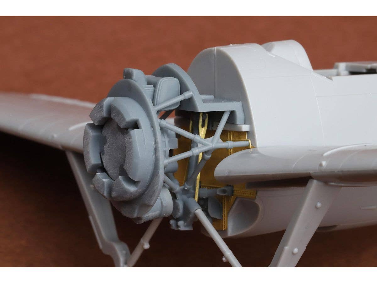 1/72 F2A バッファロー 着陸装置格納庫 (ハセガワ用)