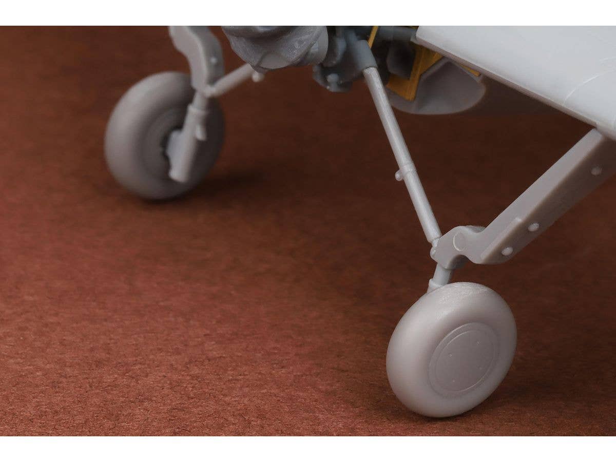 1/72 F2A バッファロー ホイール (ハセガワ用)