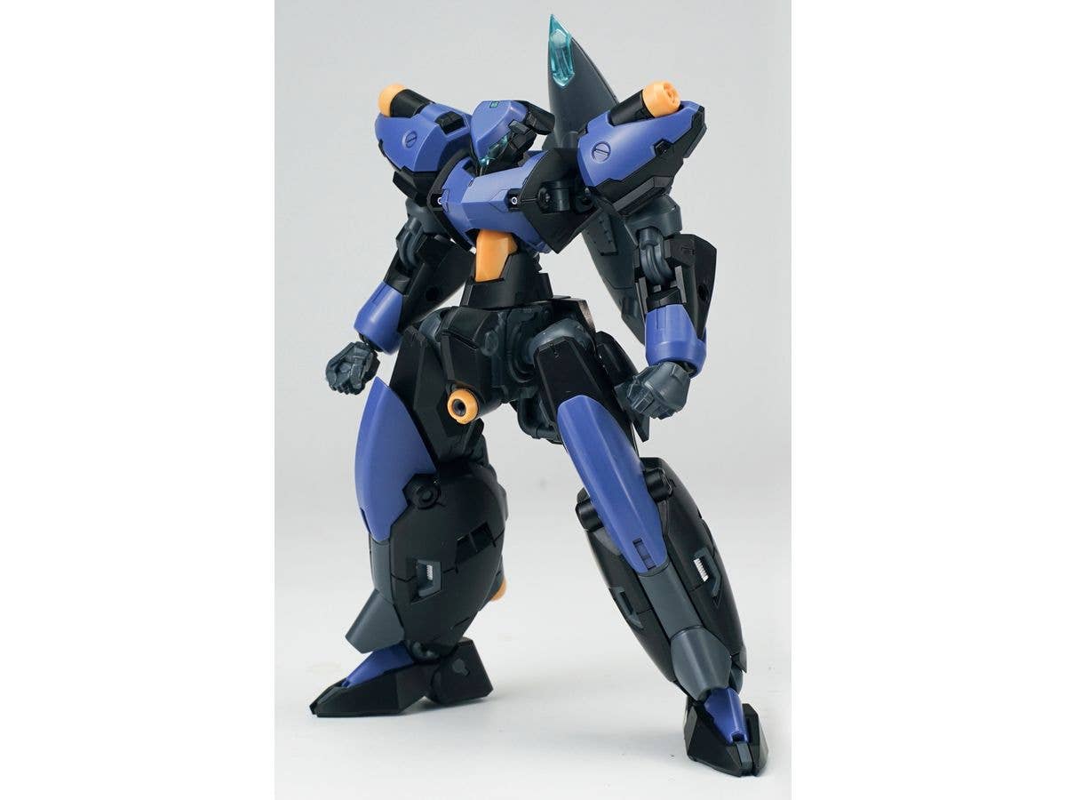 1/144 ULTRA ACTION TROOPERシリーズ Franz-Alpha(フランツアルファ) プラスチックモデルキット(ブラックxブルー)