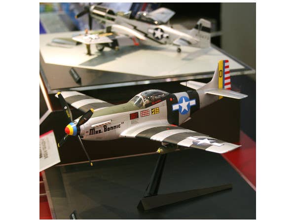 1/32 ノースアメリカン P-51D/K マスタング 太平洋戦線