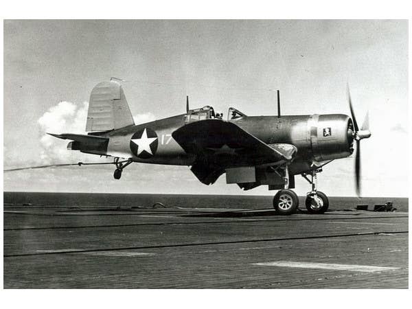 1/32 ヴォート F4U-1/2 バードケージ コルセア