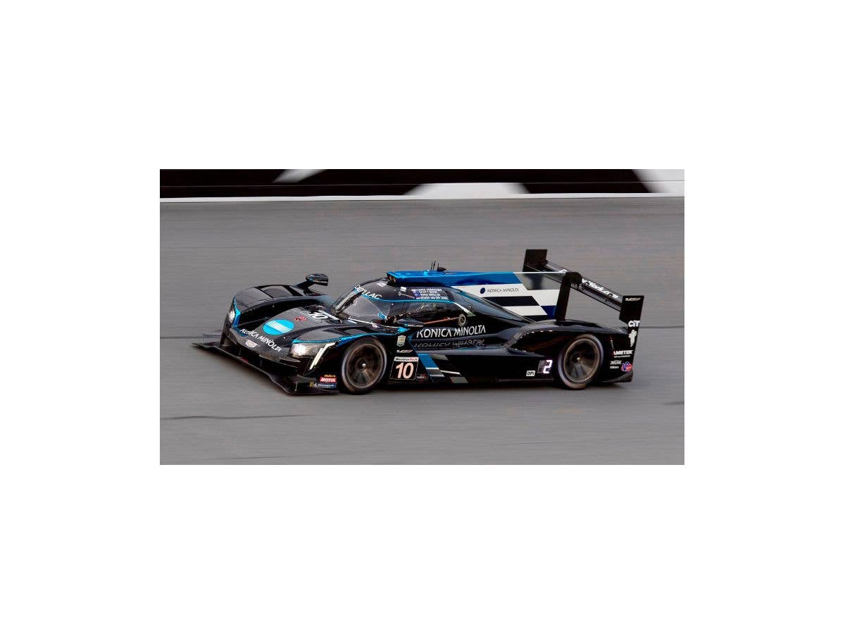 1/18 キャデラック DPi-V.R コニカ ミノルタ キャデラック デイトナ24時間 2020 優勝車 #10