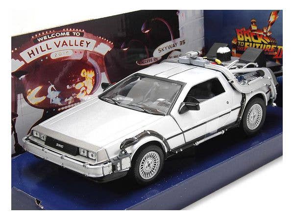 1/24 デロリアン DMC-12 BACK TO THE FUTURE II